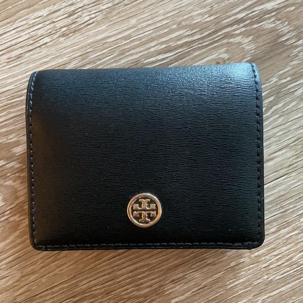 Tory Burch Robinson Wallet